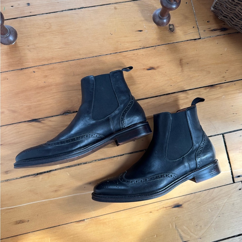 Johnston & Murphy Black Pearce Wingtip Chelsea Boots View 2